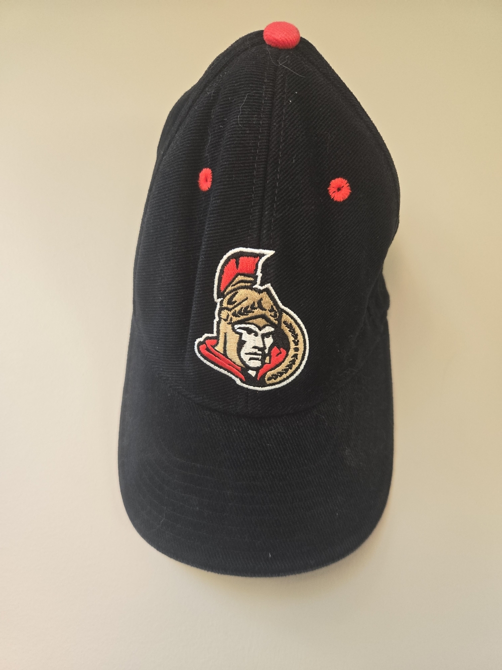 Vintage Ottawa Senators NHL Adjustable Hat Black Red Centurion Logo Cap